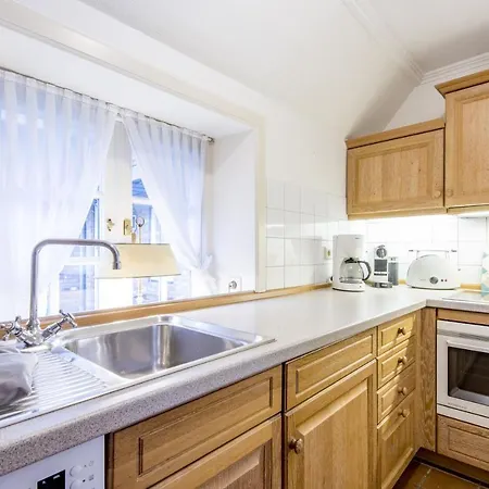 Casa de Férias Friesenhaus Kaeptn Hahn Hausteil 1 Westerland
